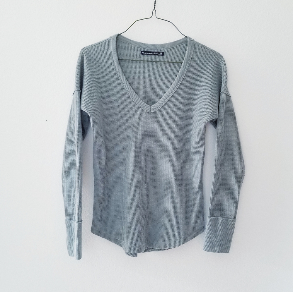 A&F Green Waffle V Neck XS